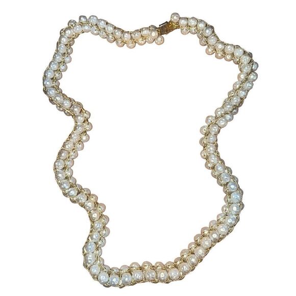 Vintage 1950’s Faux Moon Pearl Crochet Necklace - Picture 10 of 13